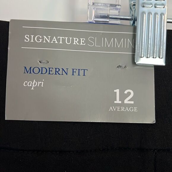 Christopher & Banks Signature Slimming Capri Teal & Citron Medallion Floral Trim - Picture 5 of 9